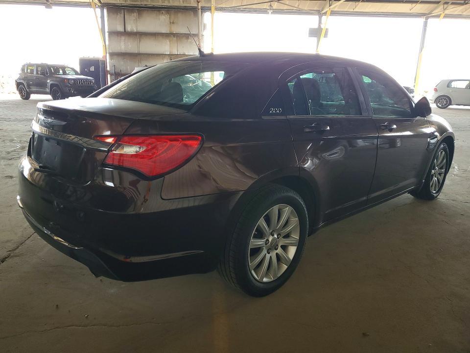 2013 Chrysler 200 Touring