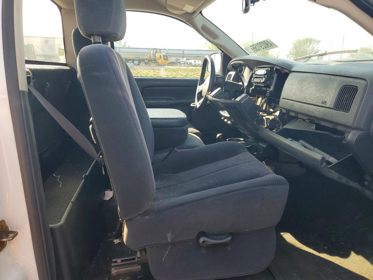 2004 Dodge RAM 2500 ST