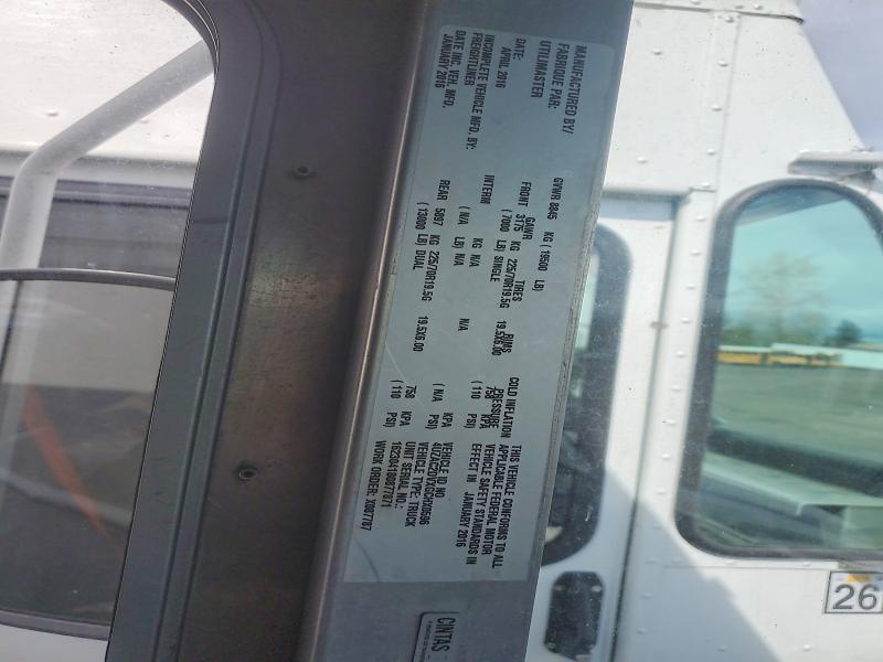 2016 Freightliner Chassis M Line WALK-IN Van