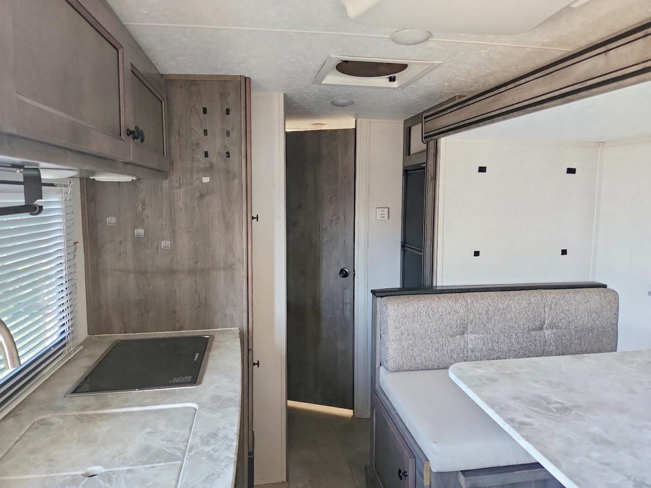 2021 Coac 2021 Forest River Apex Nano Camper
