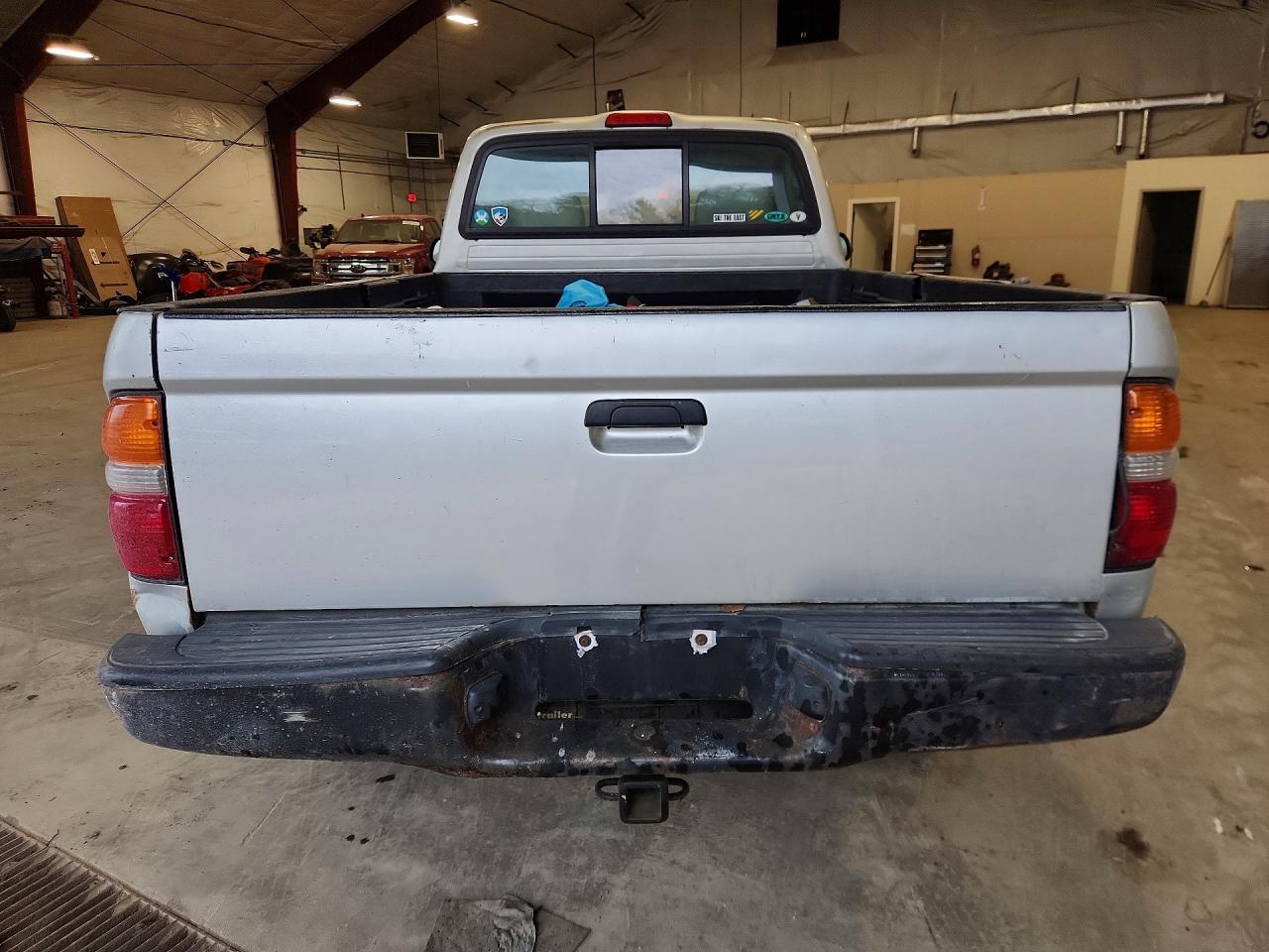 2004 Toyota Tacoma Base