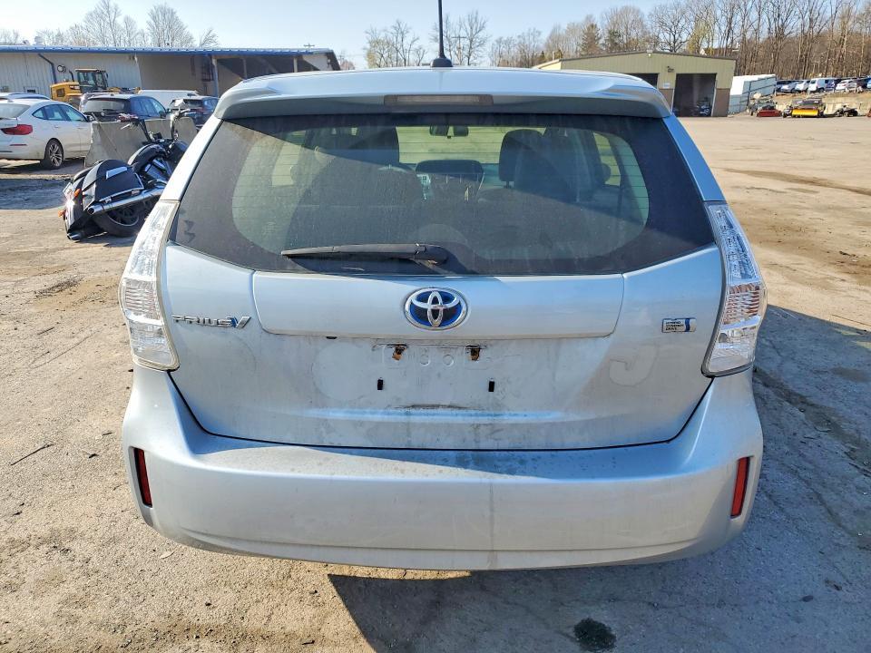 2014 Toyota Prius v Three