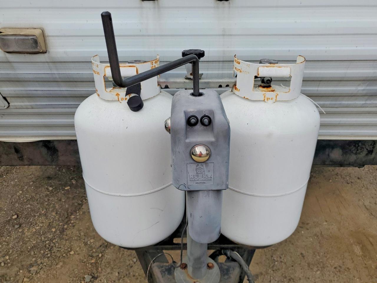 2003 Weekerrior Toyhauler