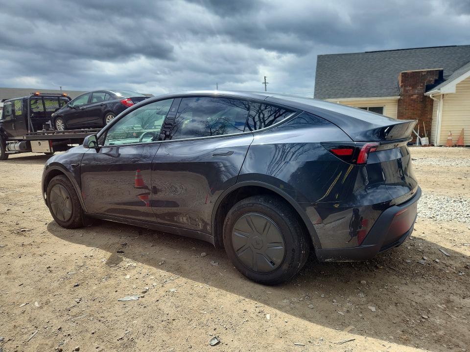 2026 Tesla Model y
