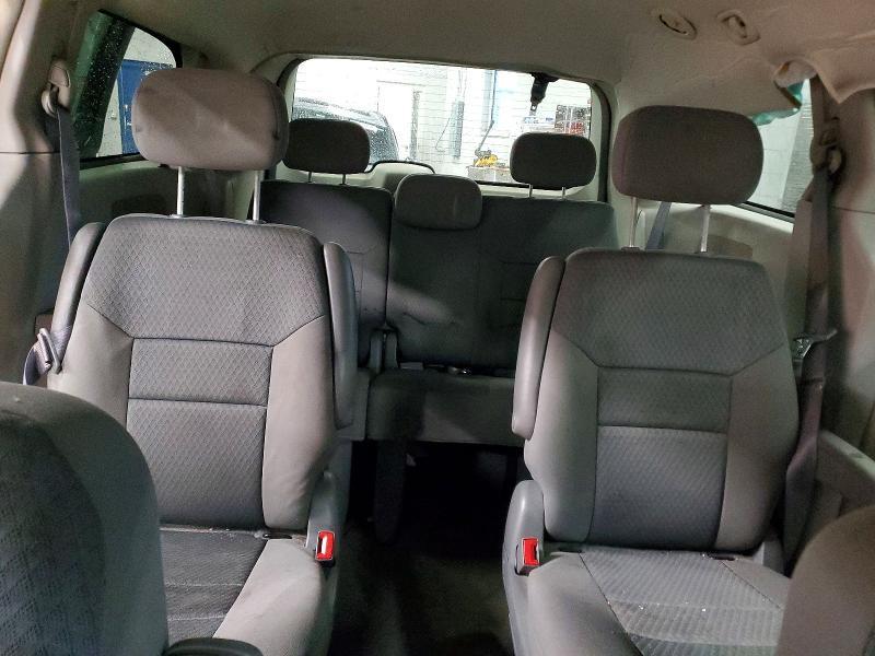 2009 Chrysler Town & Country lx