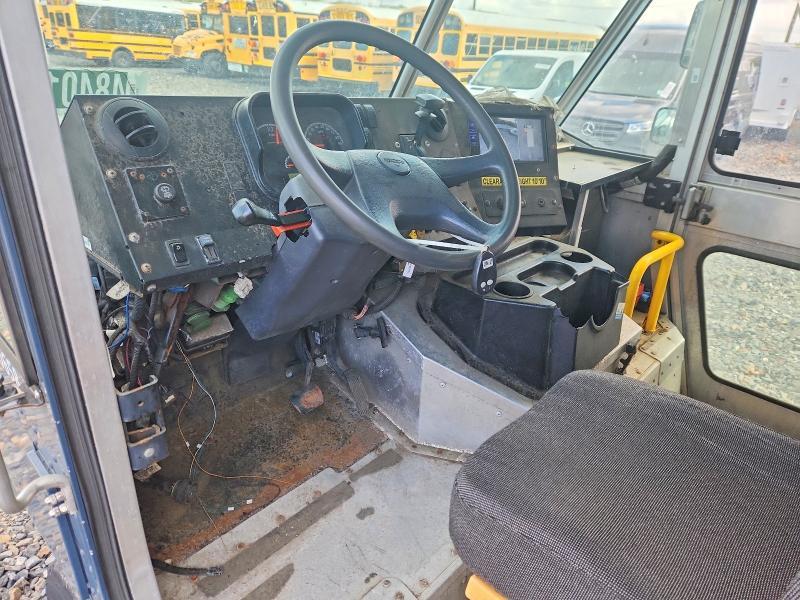 2021 Freightliner MT45G Delivery Van