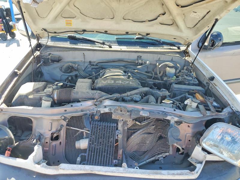 2002 Toyota Tundra SR5 V8