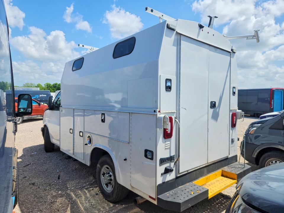 2019 Chev Express G3500