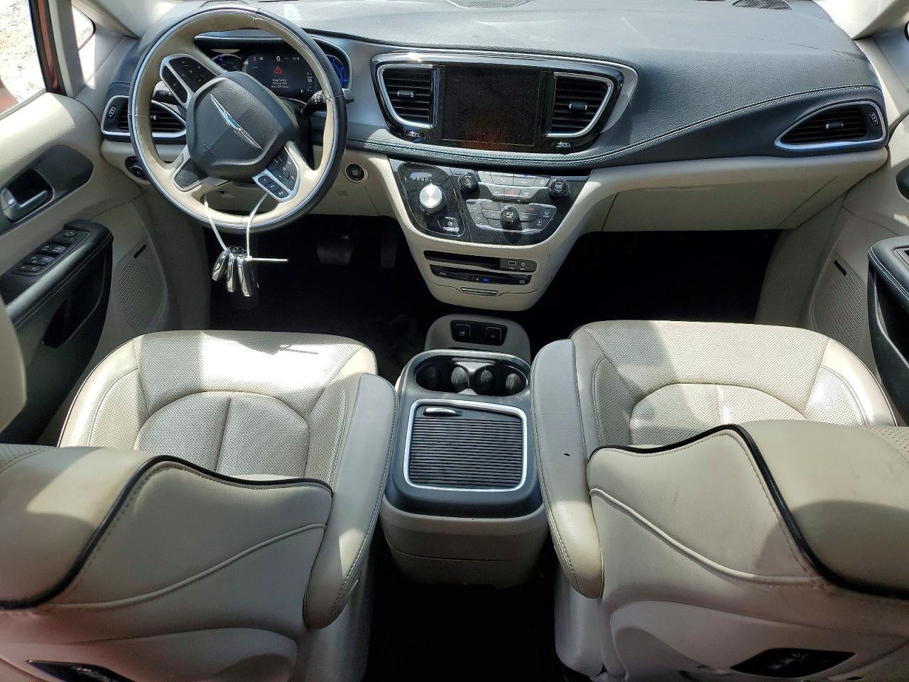 2018 Chrysler Pacifica Hybrid Limited