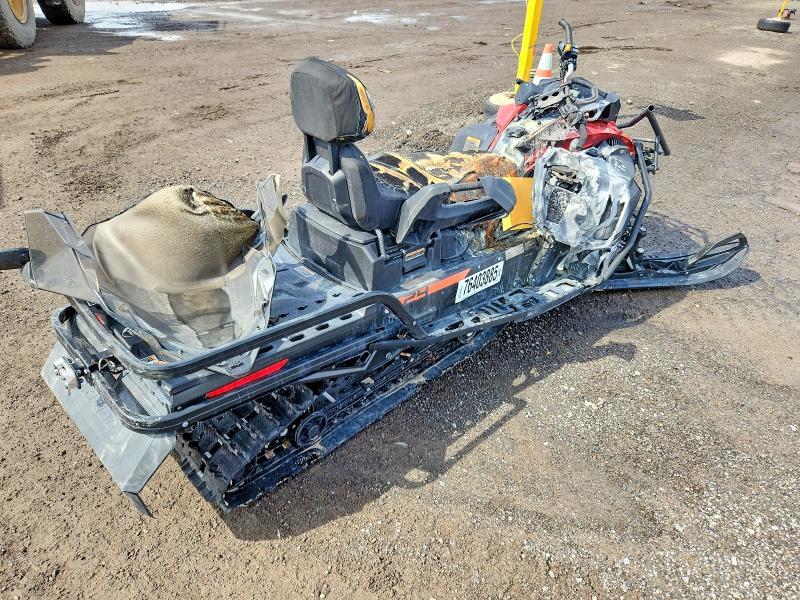 2022 Skidoo Expedition SWT 900 A