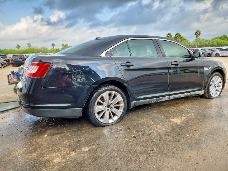 2010 Ford Taurus