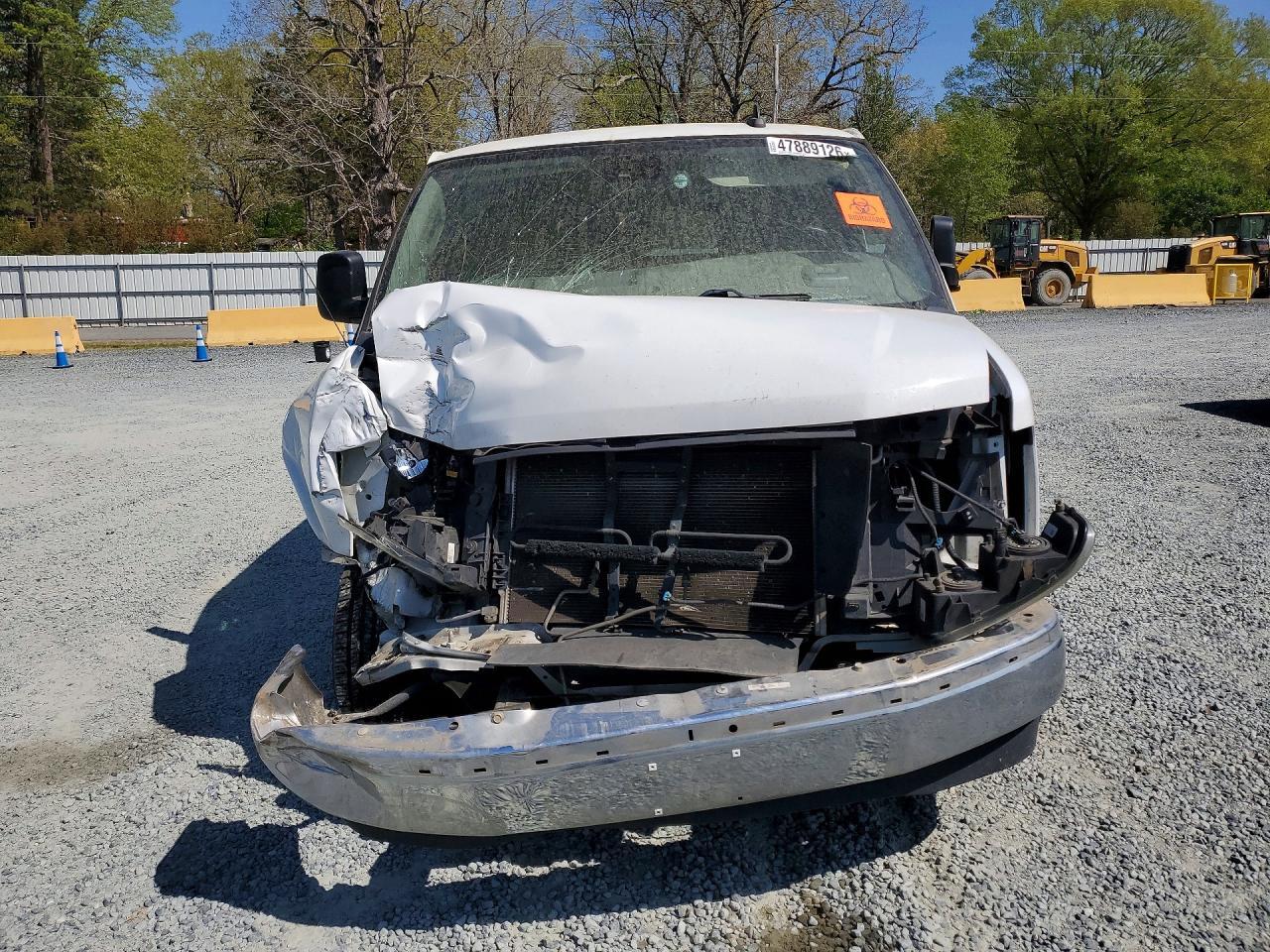 2020 Chevrolet Express G3500 LT