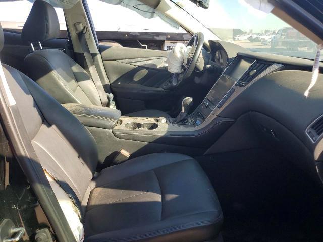 2015 Infiniti Q50 Base