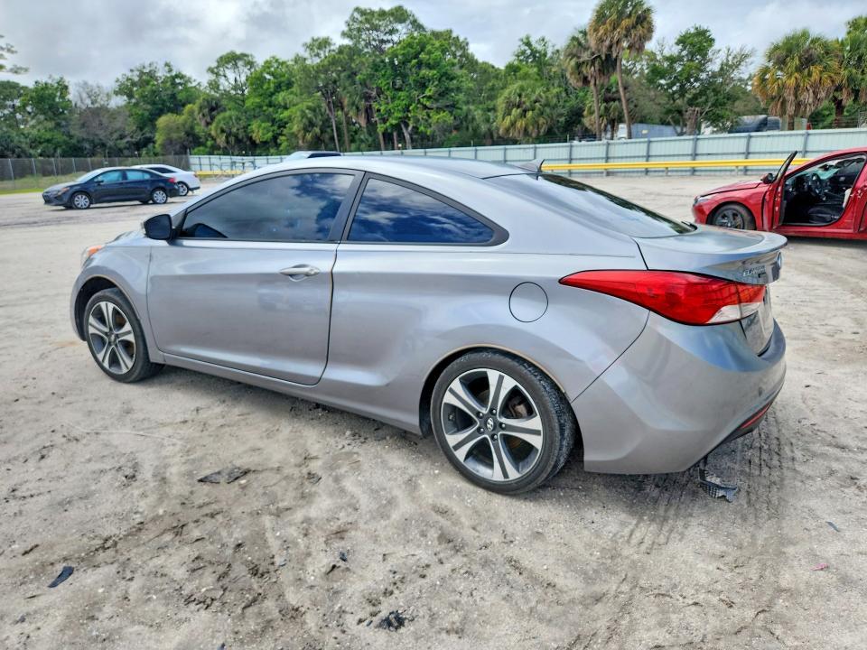 2013 Hyundai Elantra Coupe se