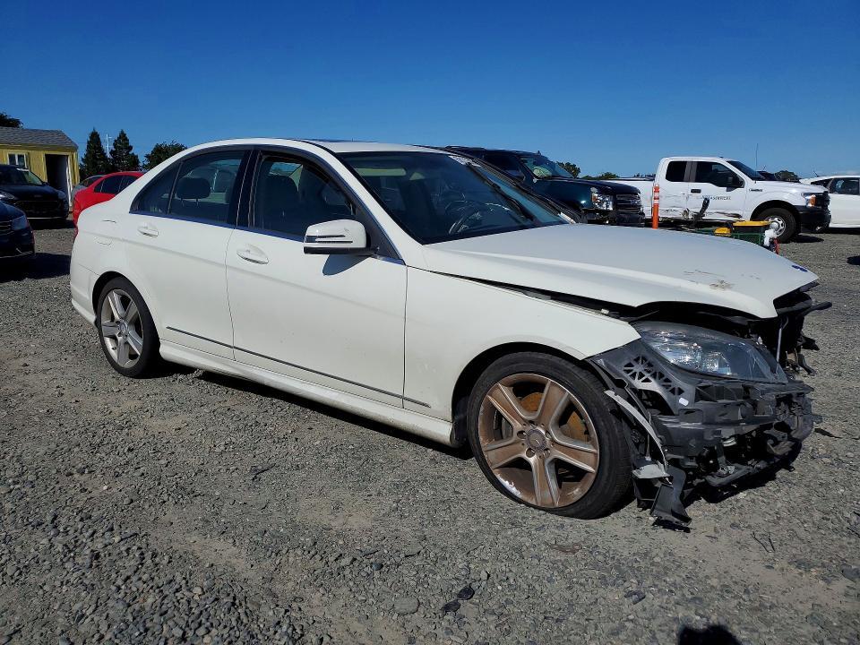 2011 Mercedes-Benz C300