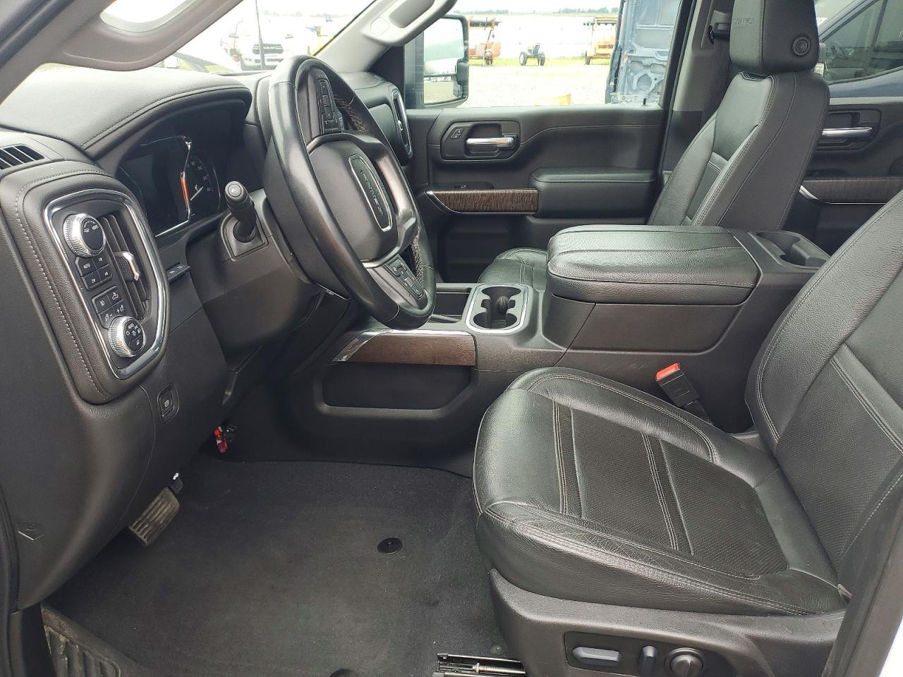 2023 GMC Sierra K2500 Denali