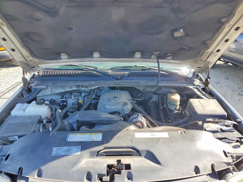 2001 GMC New Sierra C2500