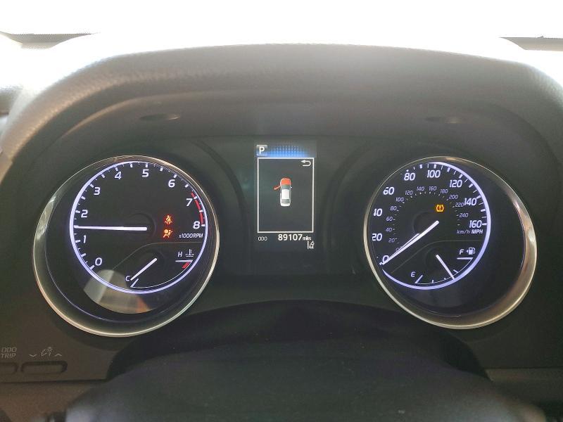 2019 Toyota Camry le