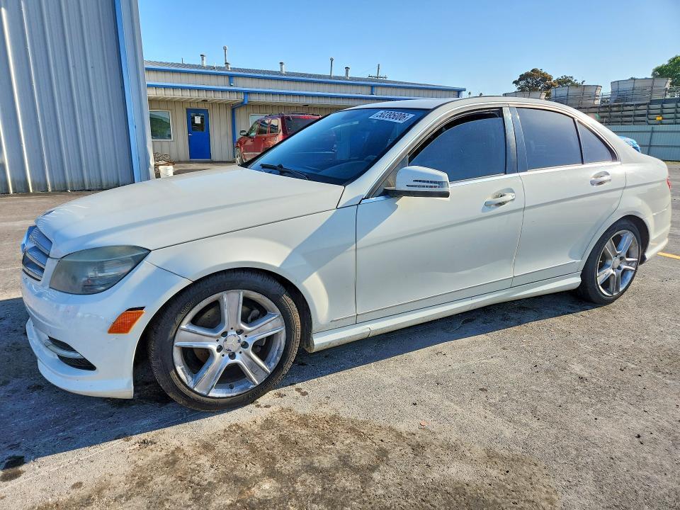 2011 Mercedes-Benz C300