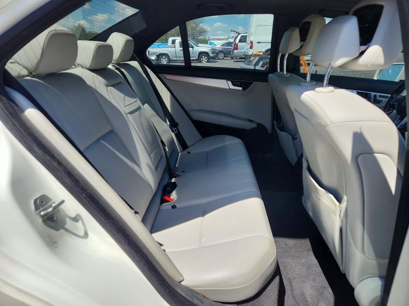 2014 Mercedes-Benz C 250