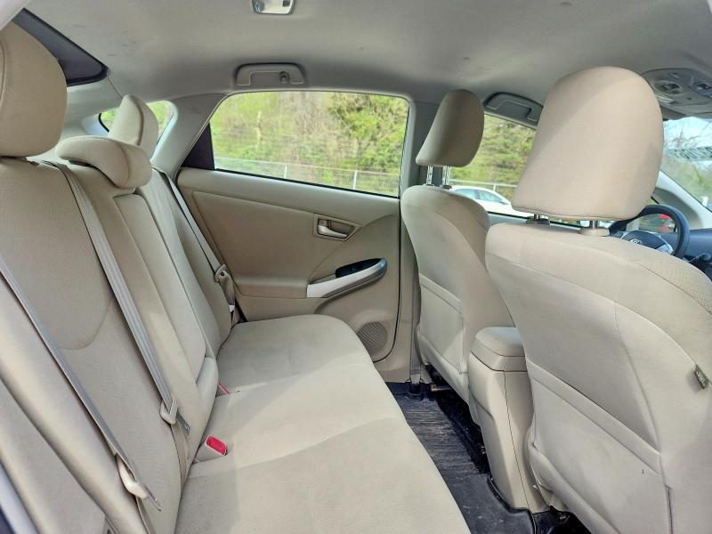 2013 Toyota Prius Three