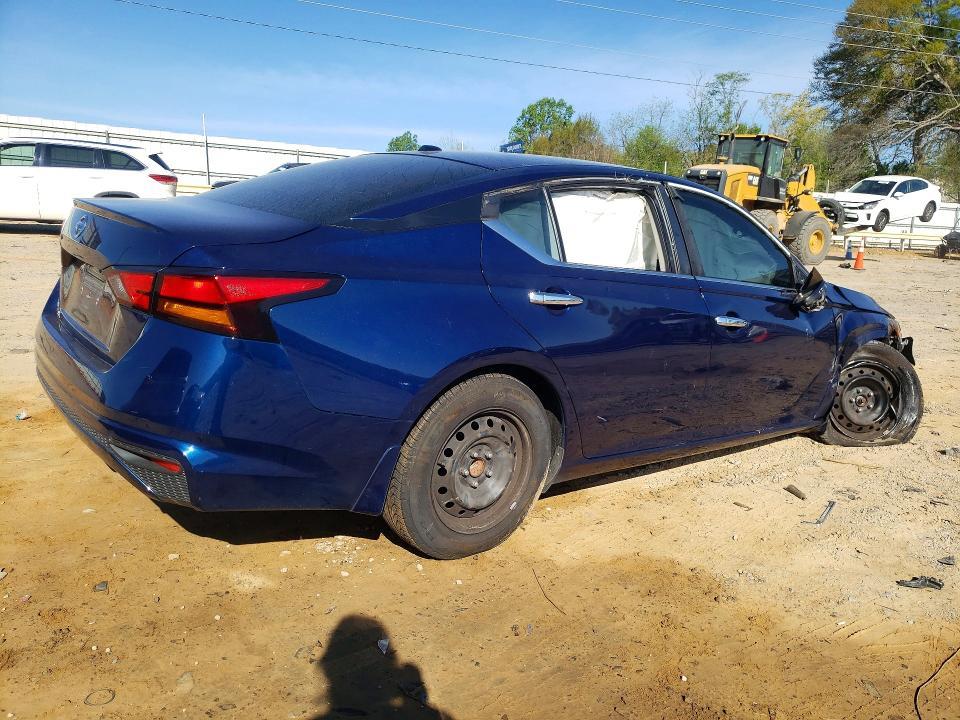 2019 Nissan Altima s