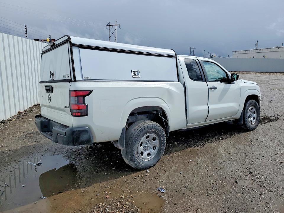2023 Nissan Frontier S