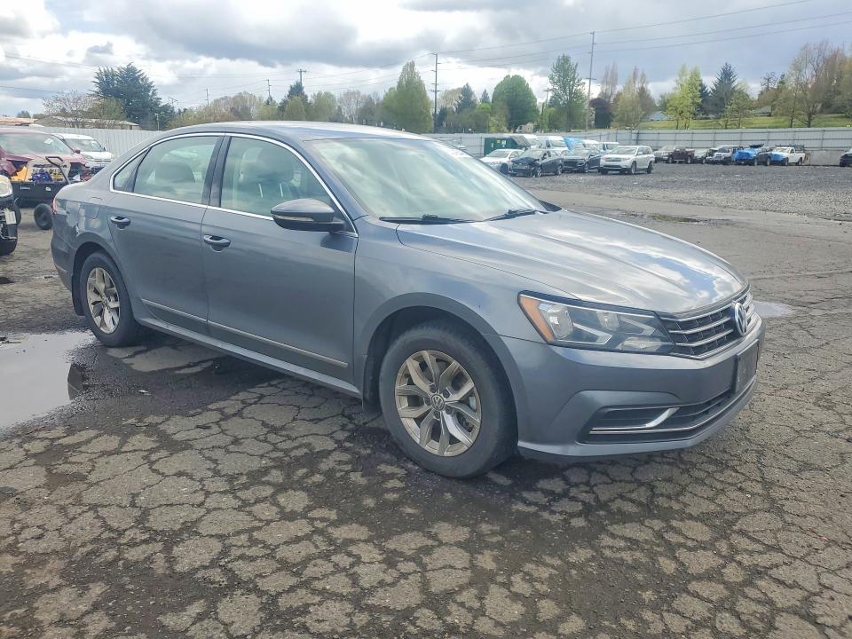2016 Volkswagen Passat