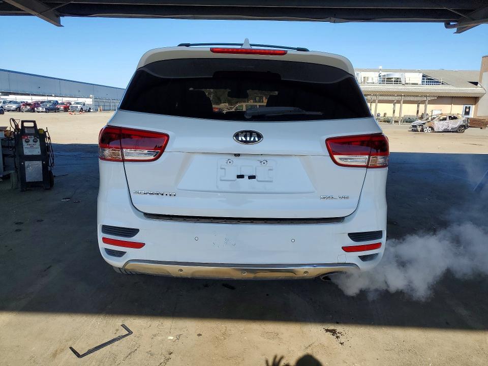 2016 KIA Sorento sx Limited V6