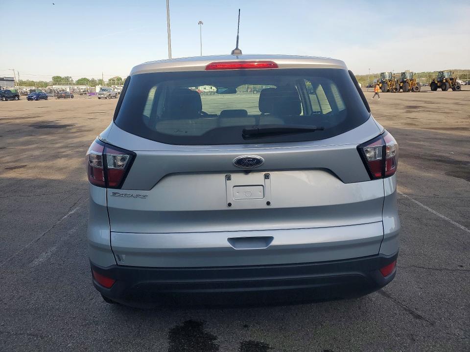2018 Ford Escape s