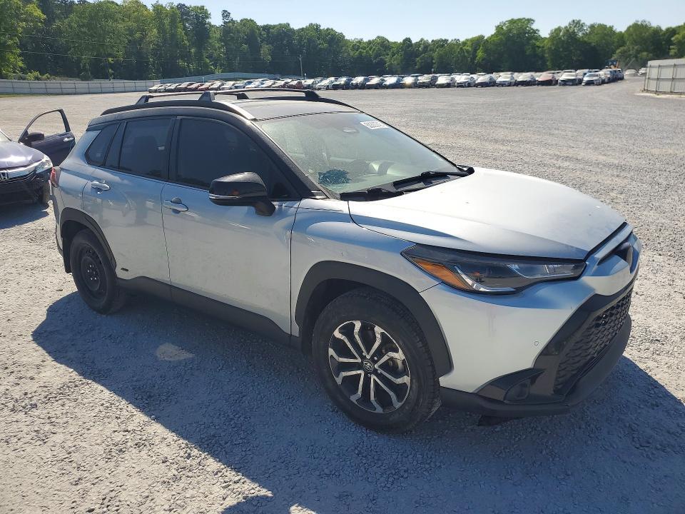 2023 Toyota Corolla Cross Hybrid se