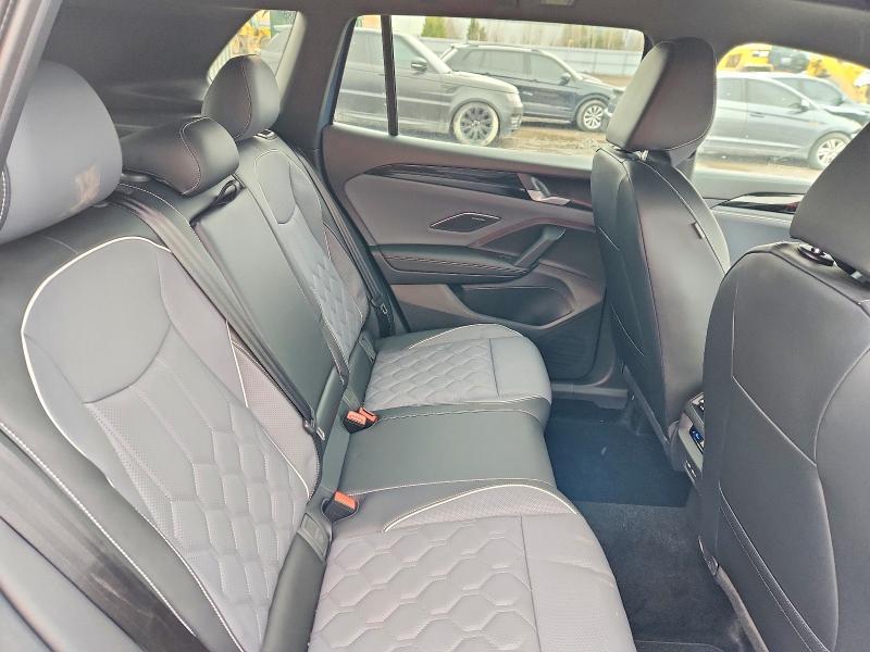 2026 Volkswagen Tiguan sel R-line Turbo