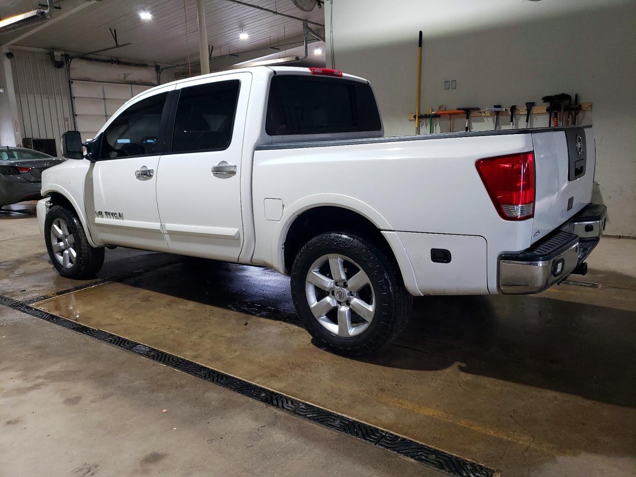 2012 Nissan Titan SV