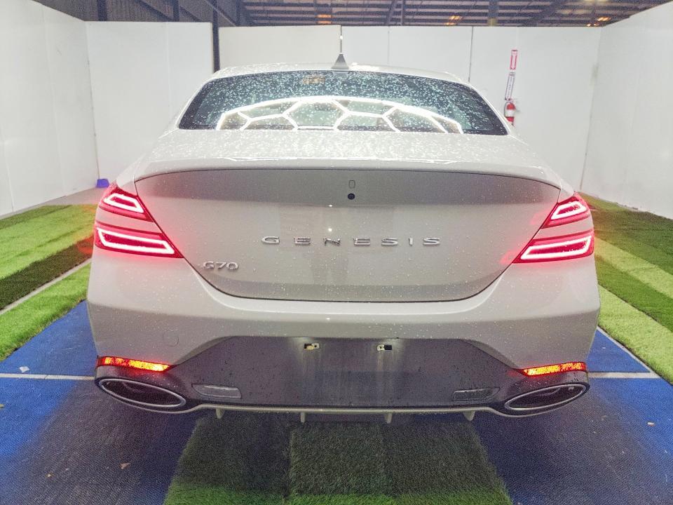 2024 Genesis G70 2.5t Standard