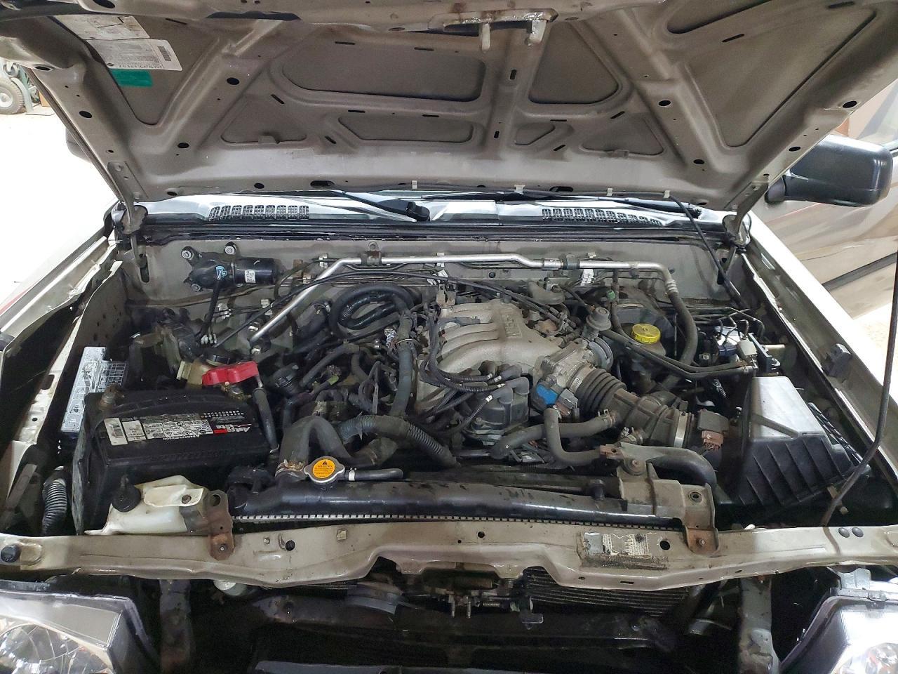 2004 Nissan Frontier XE-V6