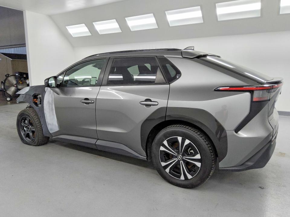 2023 Toyota Bz4x xle