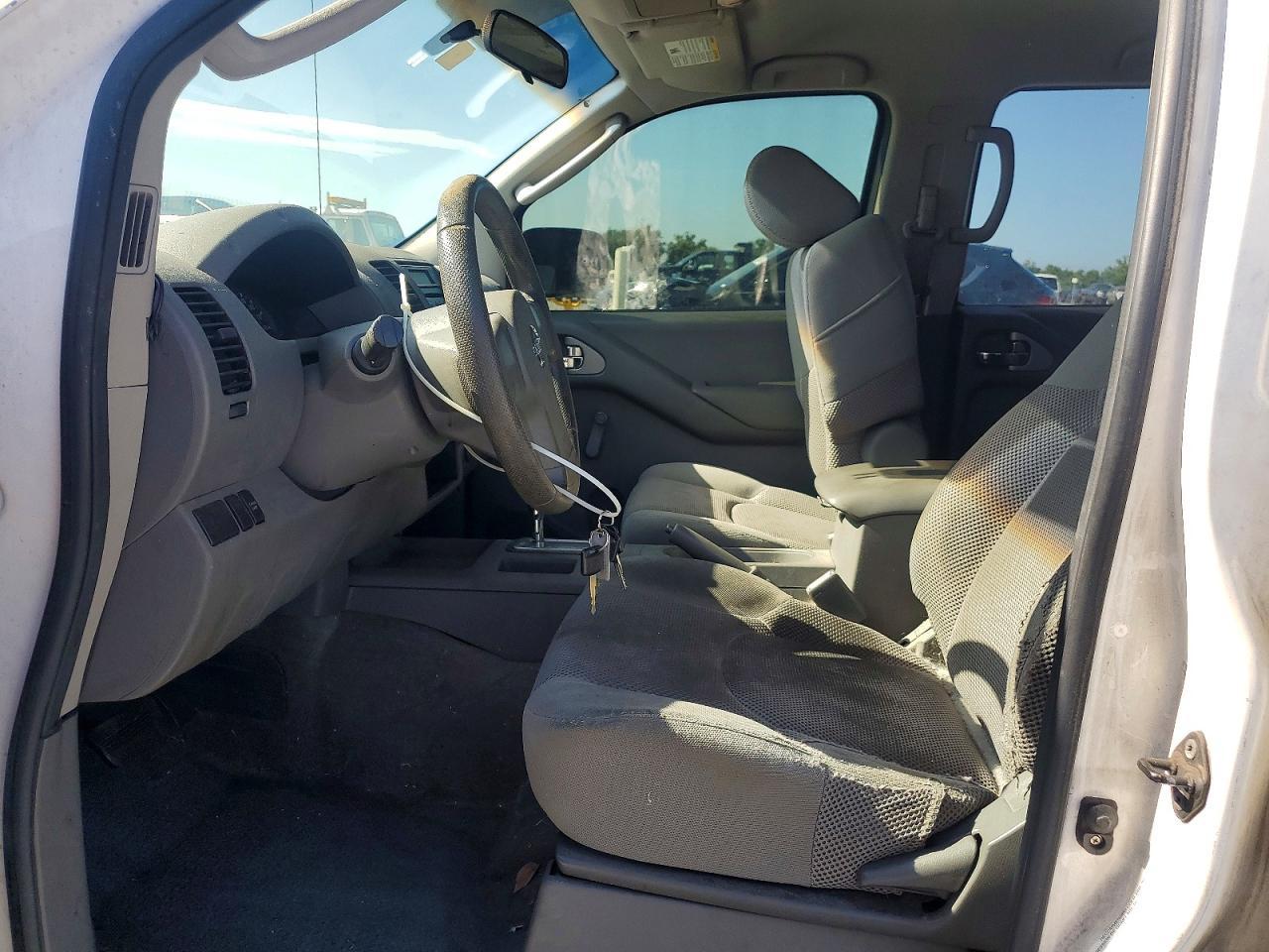 2005 Nissan Frontier SE