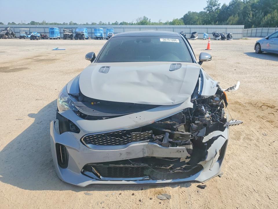 2019 KIA Stinger GT1