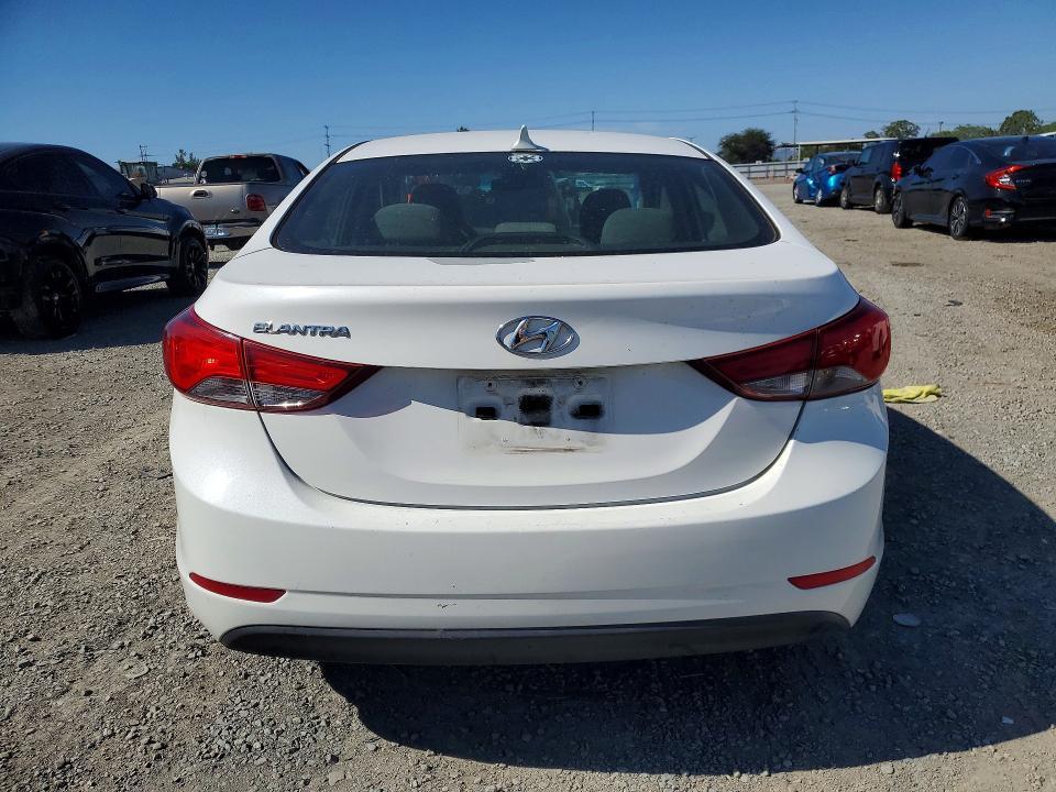 2014 Hyundai Elantra se