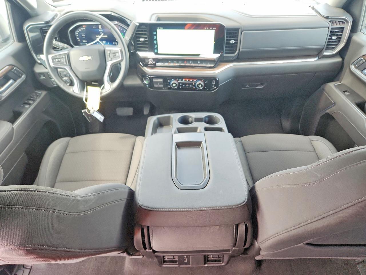 2026 Chevrolet Silverado K1500 LT