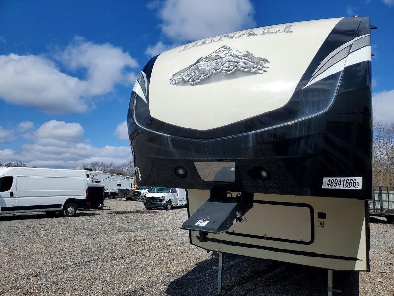 2016 Dutchmen Denali rv