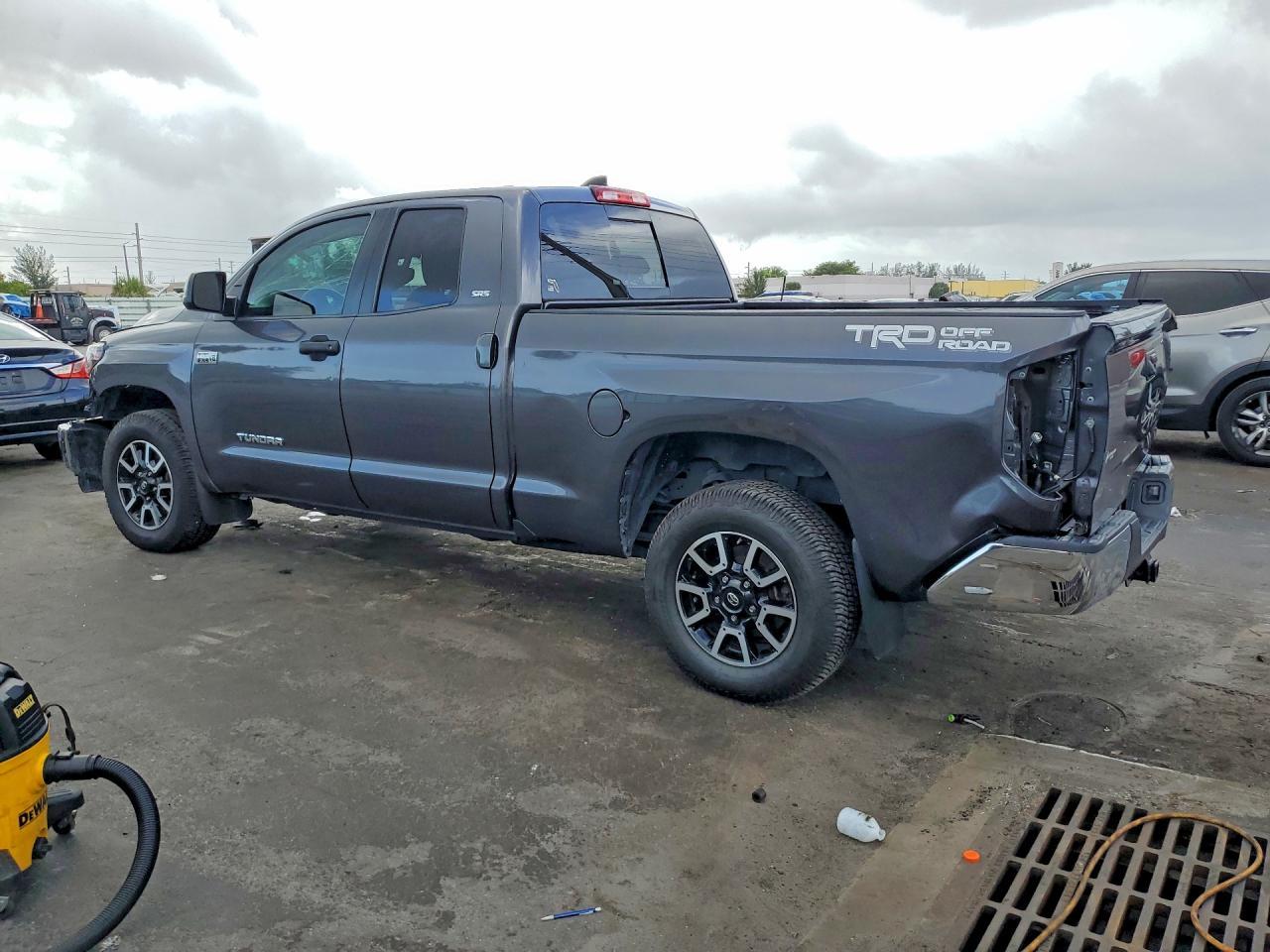 2020 Toyota Tundra SR5