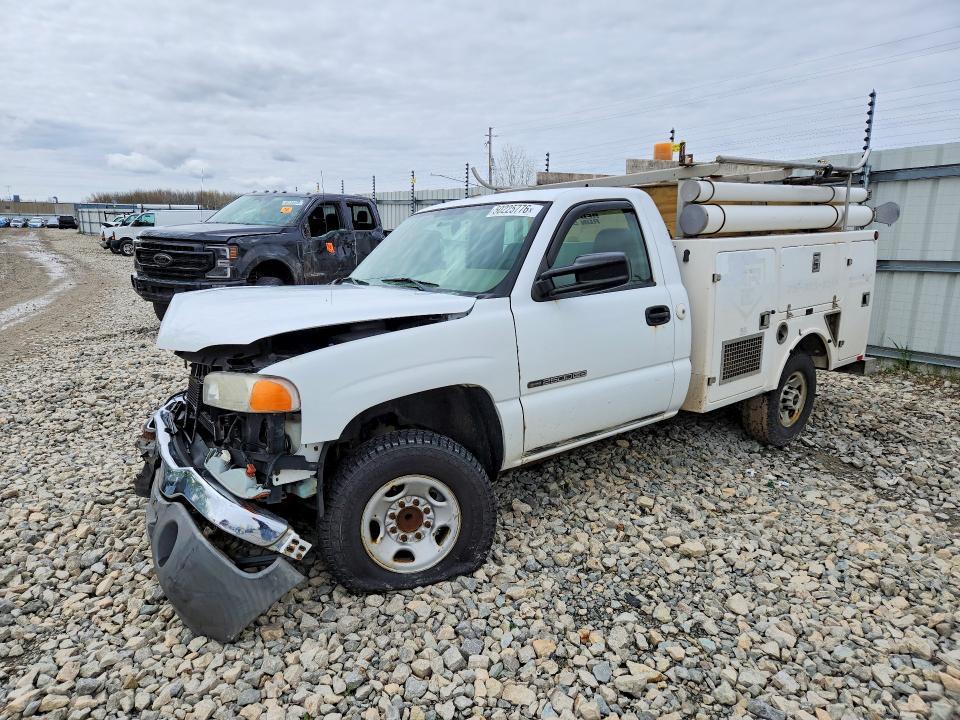 2005 GMC Sierra Utility / Service Truck