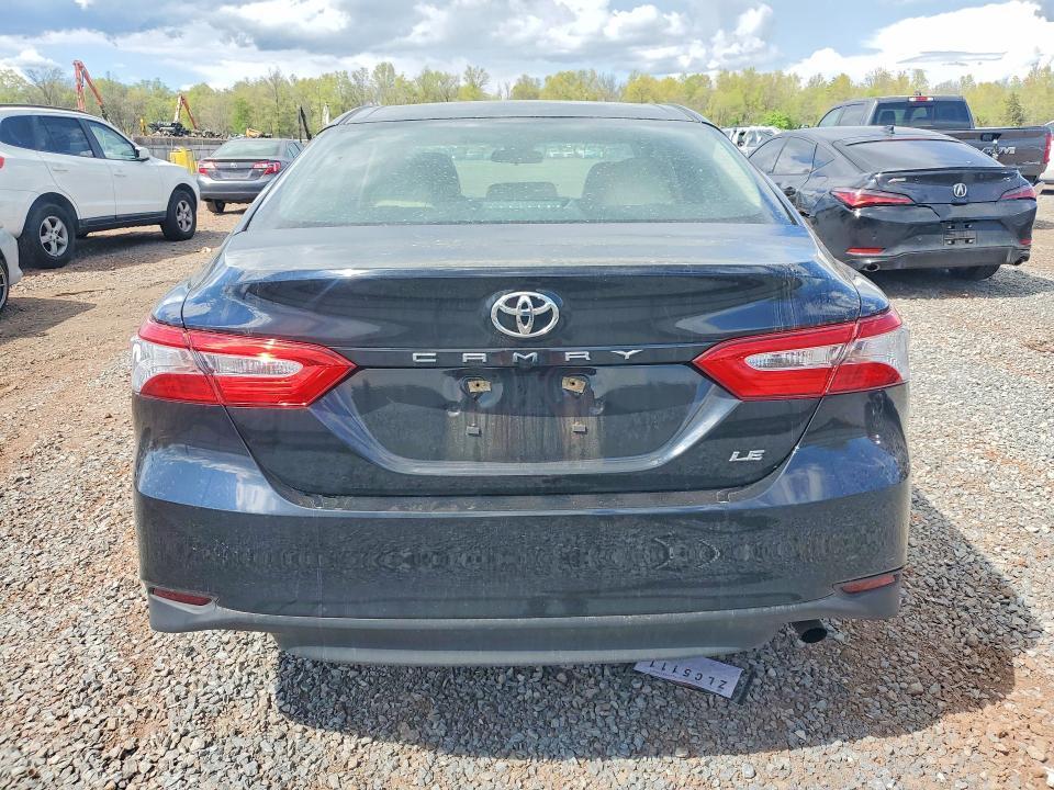 2018 Toyota Camry le