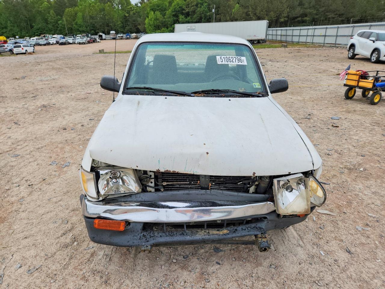2000 Toyota Tacoma Base
