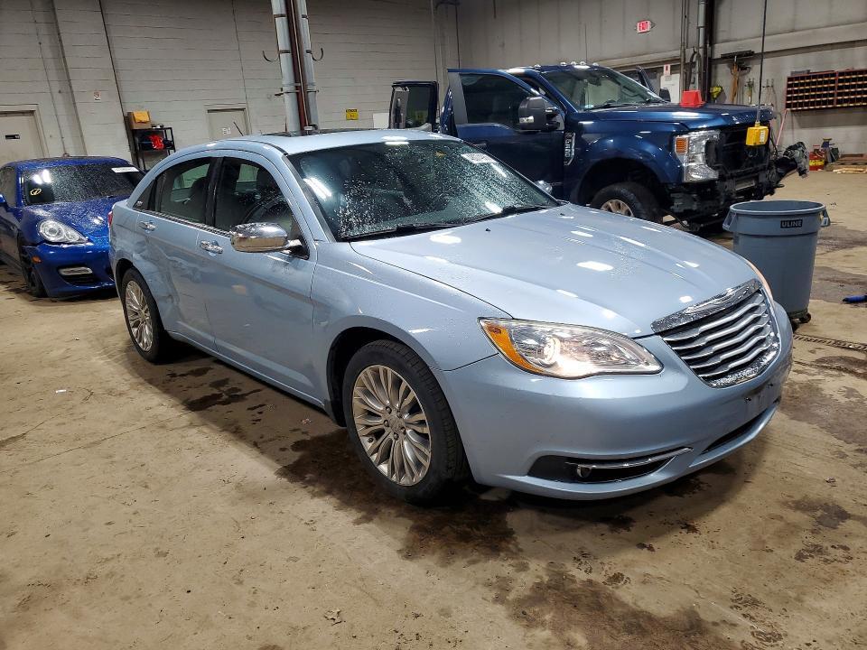 2012 Chrysler 200 Limited