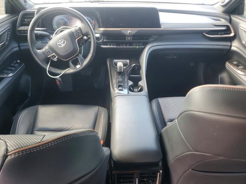 2025 Toyota Crown Signia Limited