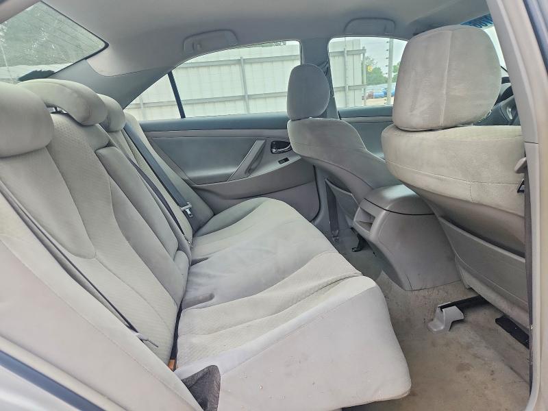 2009 Toyota Camry le