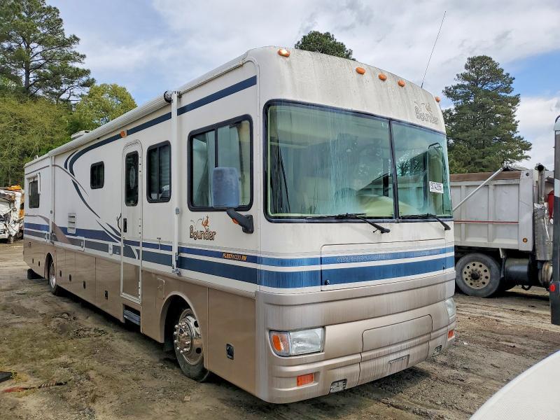 2002 Bounder RV