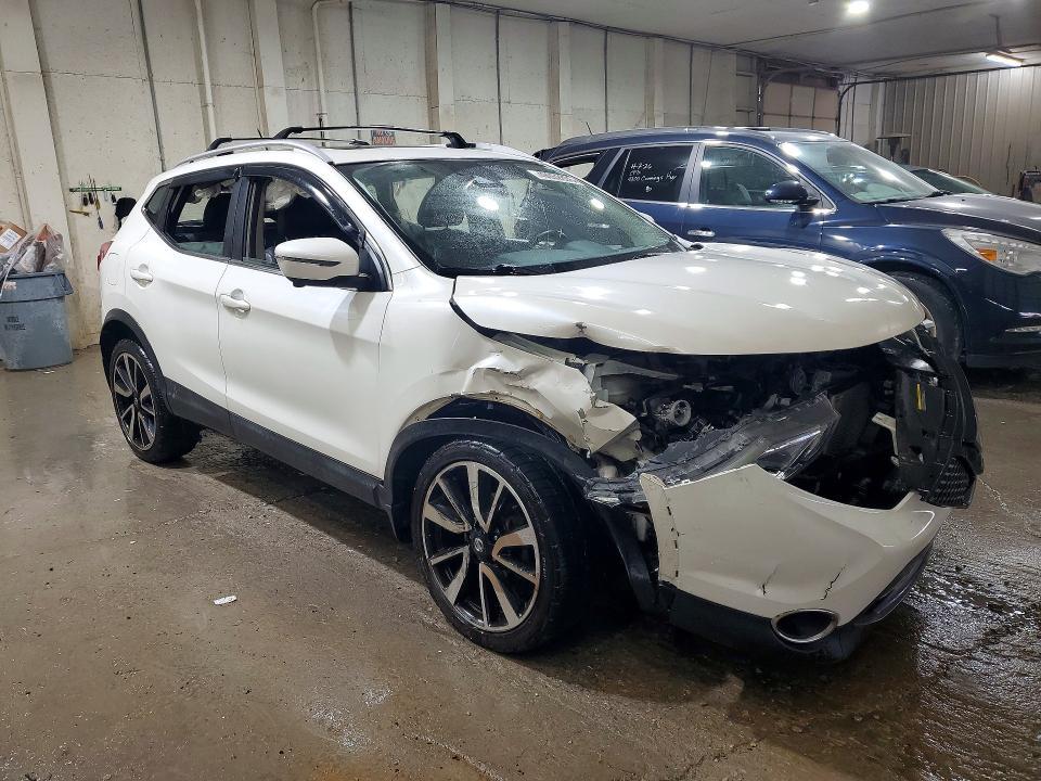 2017 Nissan Rogue Sport sl